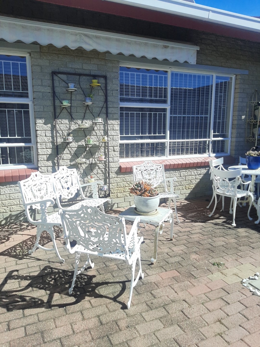 2 Bedroom Property for Sale in Morewag Free State